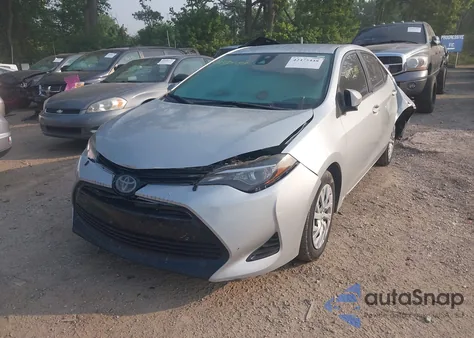2018 Toyota Corolla Le из США, поврежденный, VIN 5YFBURHE1JP807636